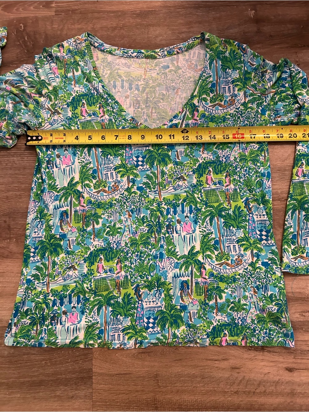 Women’s Lilly Pulitzer Pajama set, Size Small - Picture 9 of 16